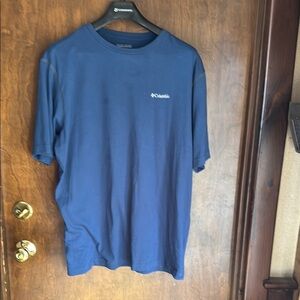 Columbia Men's Blue T-Shirt